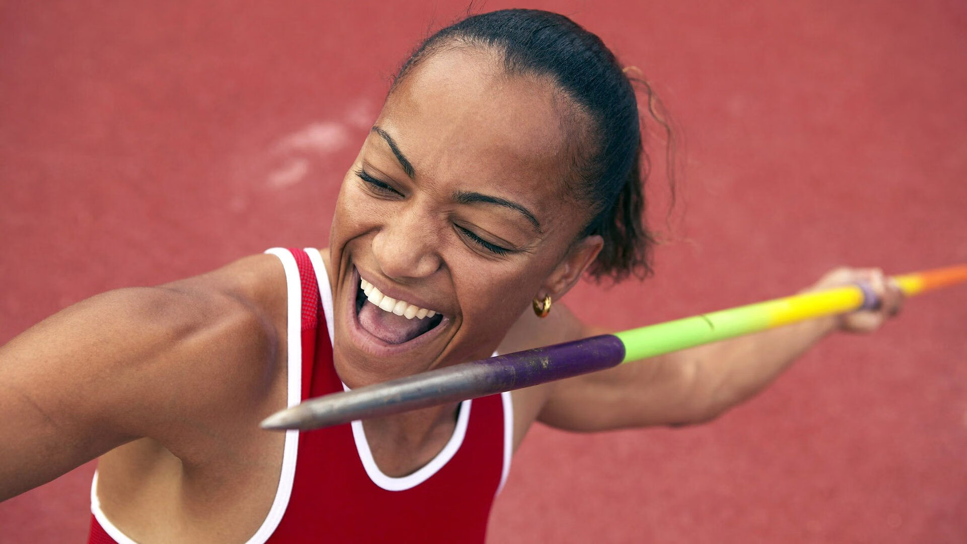 恩多比·恩乔：南非队的进攻枢纽，关键时刻的“进球机器”